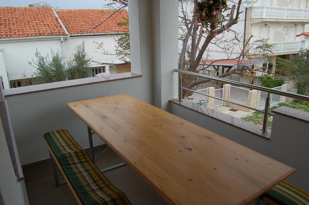Apartment In Privlaka With Terrace, Air Conditioning, Wi-Fi, Washing Machine Exterior photo